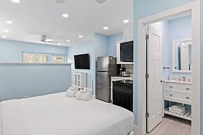 THE Palmview AND Sandpiper Inns