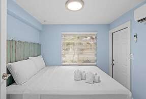 THE Palmview AND Sandpiper Inns