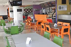 Nobila Airport Hotel