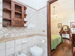 RSH Spanish Steps Luxury Apartment