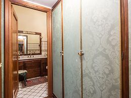 RSH Spanish Steps Luxury Apartment