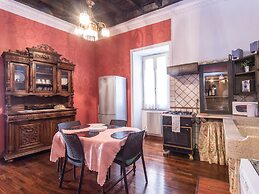 RSH Spanish Steps Luxury Apartment