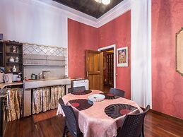 RSH Spanish Steps Luxury Apartment
