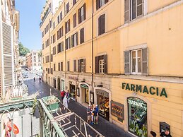 RSH Spanish Steps Luxury Apartment