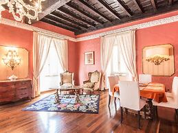 RSH Spanish Steps Luxury Apartment