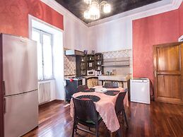 RSH Spanish Steps Luxury Apartment