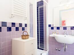 RSH Vatican Comfortable Sunny Apartment