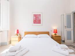 RSH Vatican Comfortable Sunny Apartment