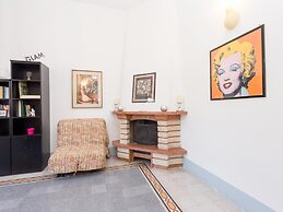 RSH Vatican Comfortable Sunny Apartment