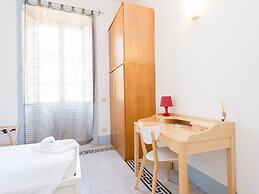 RSH Vatican Comfortable Sunny Apartment