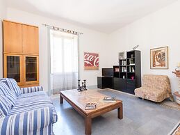 RSH Vatican Comfortable Sunny Apartment