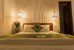 Purple Hue BnB Central Hub