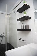 Amazing Renovated Penthouse In Pagkrati