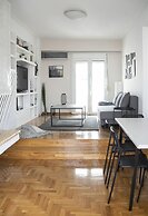 Amazing Renovated Penthouse In Pagkrati