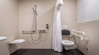 Holiday Inn - the niu, Ridge Halle Central Station by IHG