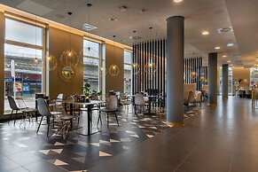 Holiday Inn - the niu, Ridge Halle Central Station by IHG