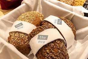 Holiday Inn - the niu, Ridge Halle Central Station by IHG