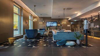 Holiday Inn - the niu, Ridge Halle Central Station by IHG