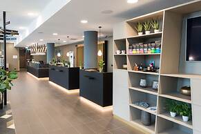 Holiday Inn - the niu, Ridge Halle Central Station by IHG