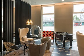Holiday Inn - the niu, Ridge Halle Central Station by IHG