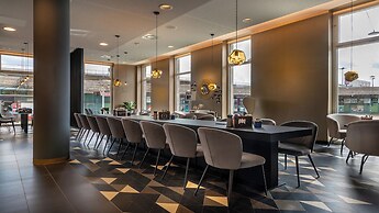 Holiday Inn - the niu, Ridge Halle Central Station by IHG