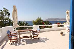 Filoxenia by Grispos Villas