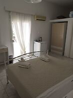 Filoxenia by Grispos Villas