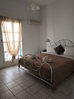 Filoxenia by Grispos Villas