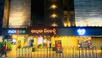 Hotel Radhika Regency