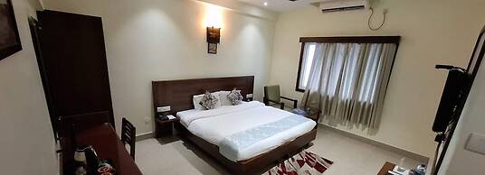 Hotel Radhika Regency