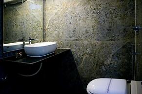 Hotel Radhika Regency