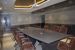 Hotel Radhika Regency