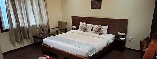 Hotel Radhika Regency