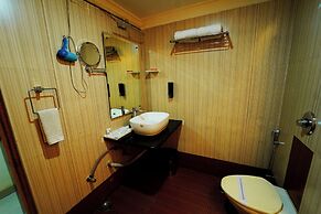 Hotel Radhika Regency