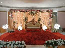 Hotel Radhika Regency