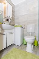 Apartment Shiny Love