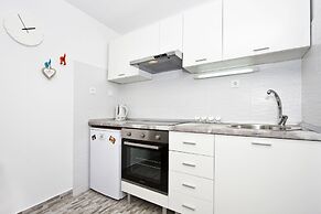 Apartment Shiny Love