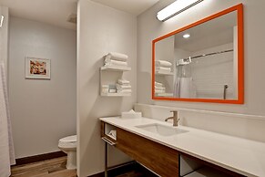 Hampton Inn & Suites Tucson Tech Park