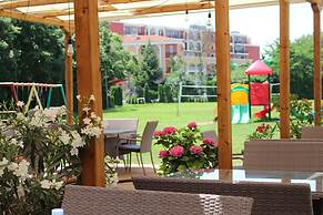 Aparthotel Marina Holiday Club & Spa