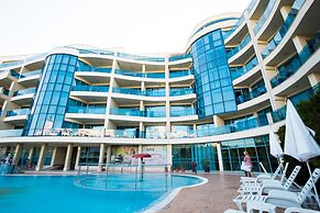 Aparthotel Marina Holiday Club & Spa
