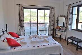 Merla Kas Villa Otelleri