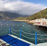 Merla Kas Villa Otelleri