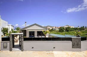 Sun Ray Beach life Villa