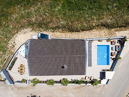 Sun Ray Beach life Villa