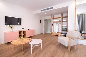 Glow Boutique Hotel & Suites