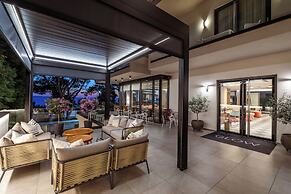 Glow Boutique Hotel & Suites