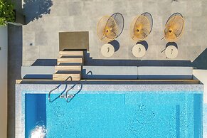 Glow Boutique Hotel & Suites