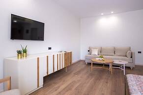 Glow Boutique Hotel & Suites