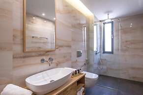 Glow Boutique Hotel & Suites