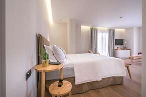 Glow Boutique Hotel & Suites